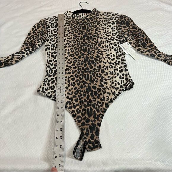 Abound Cheetah Animal Print Long Sleeve Body Suit Sz XS - Picture 2 of 10